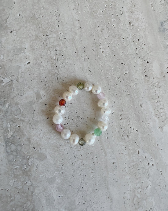 PEARLS AND RAINBOWS RING