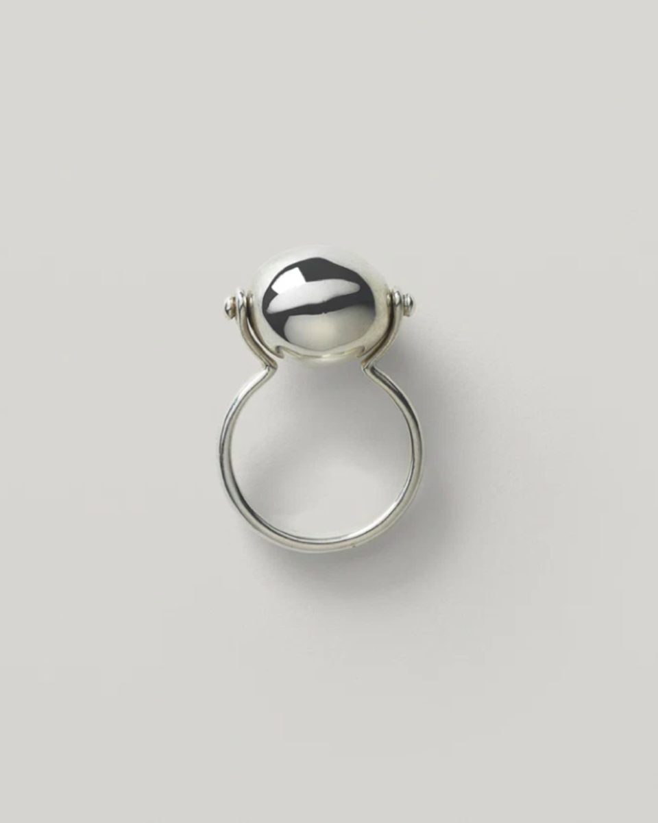 Annika Inez Small Ellipse ring