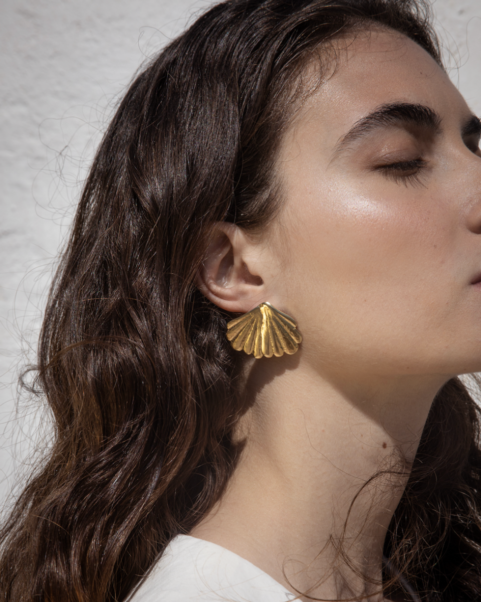 ysso fall of icarus earrings 