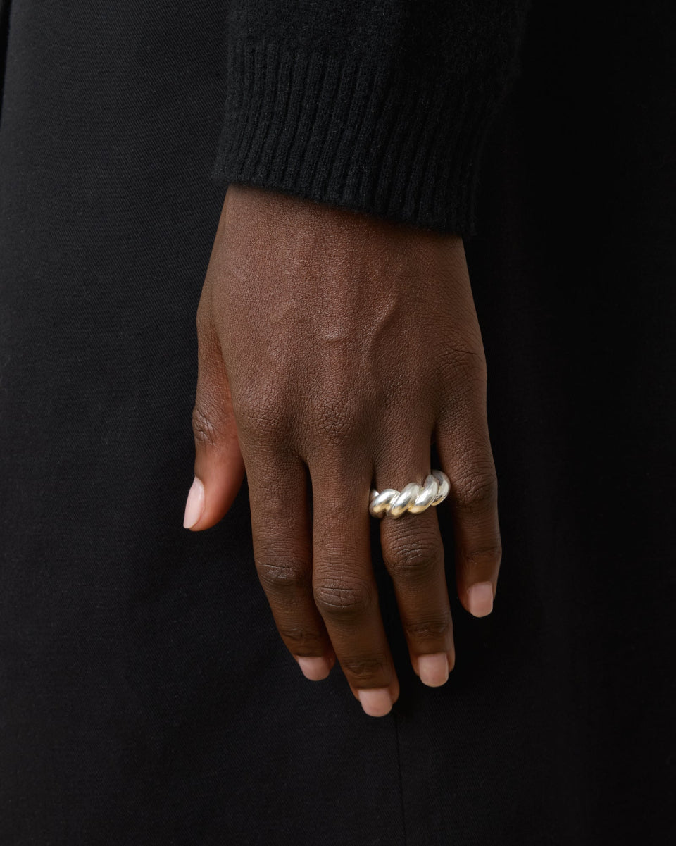 LIESTUDIO_JEWELRY_CHRISTINE_RING_SILVER-2