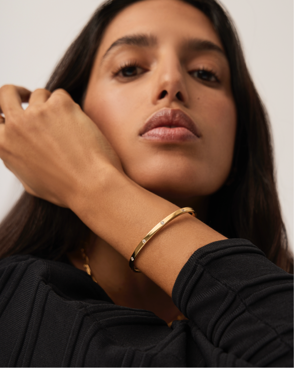 MISSOMA INTERSTELLAR_HINGED_BANGLE