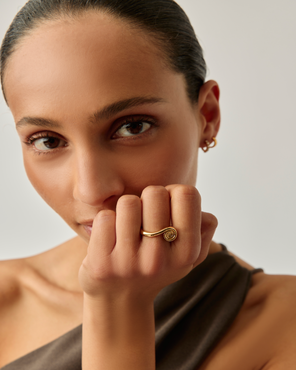 Missoma_Spiral_Stacking_ring_gold