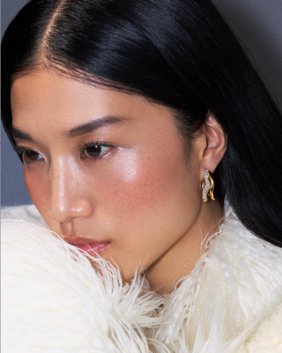Molton_snow_double_hoop_earrings Missoma