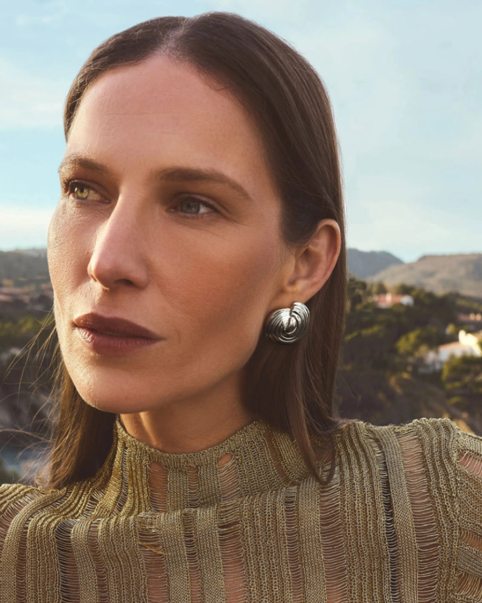 SPIRAL_DOME_OVERSIZED_STUD_EARRINGS