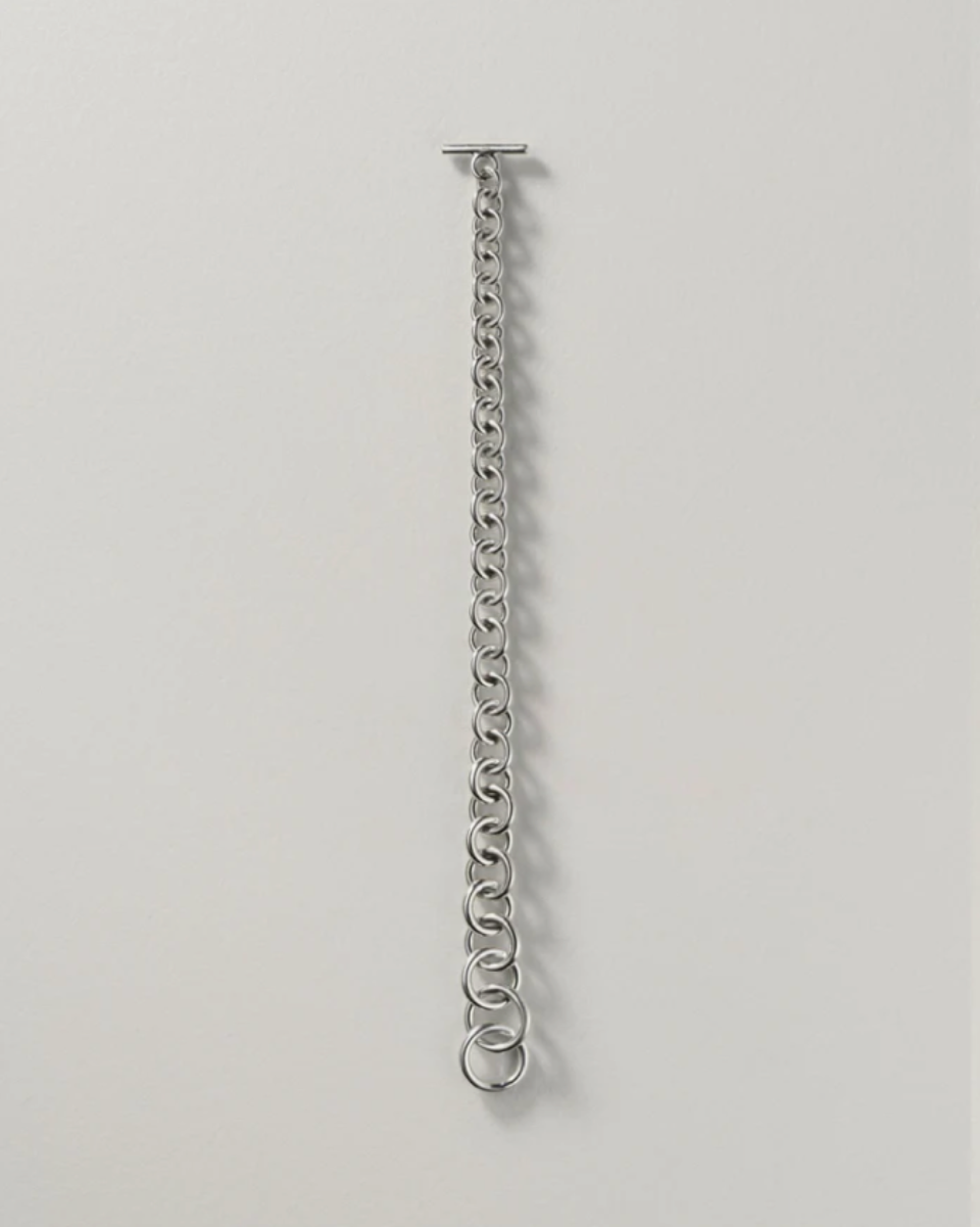 Tapered_Thin_link_bracelet_annika inez