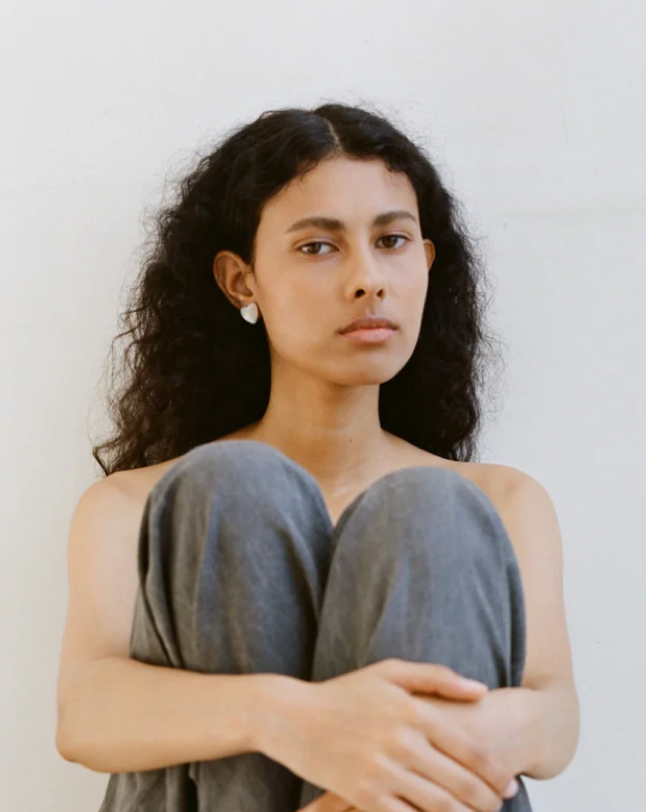 voluptuous earrings small annika inez