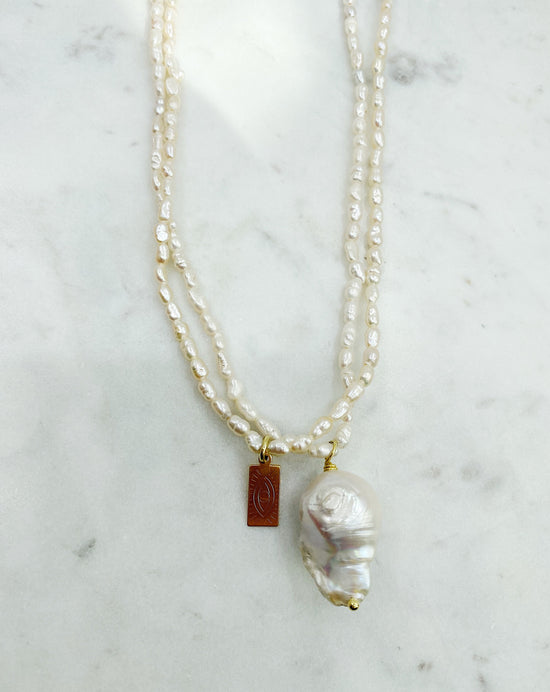 BAROQUE PEARLS LAYERED NECKLACE