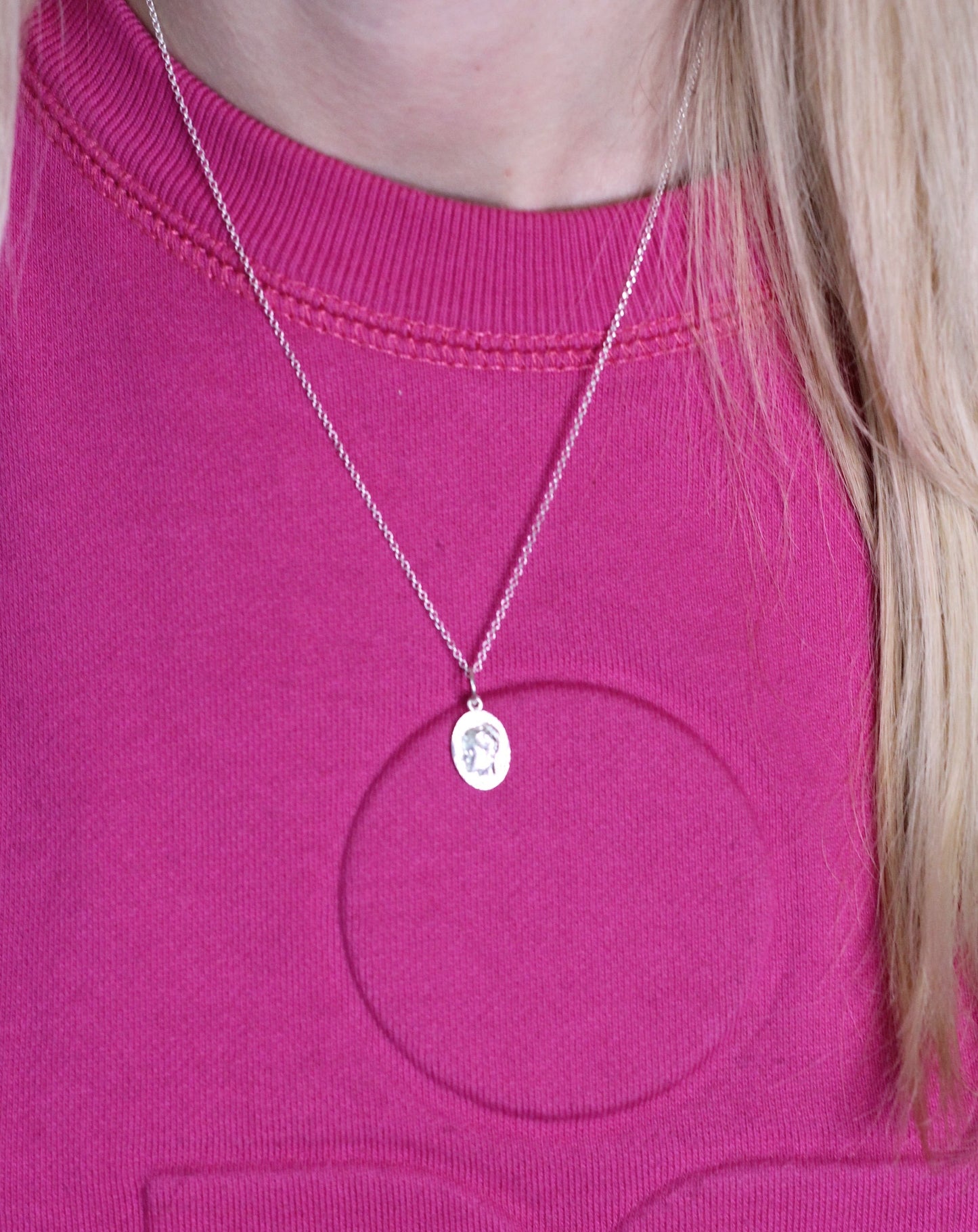 Load image into Gallery viewer, HYGIEIA THIN CHAIN NECKLACE
