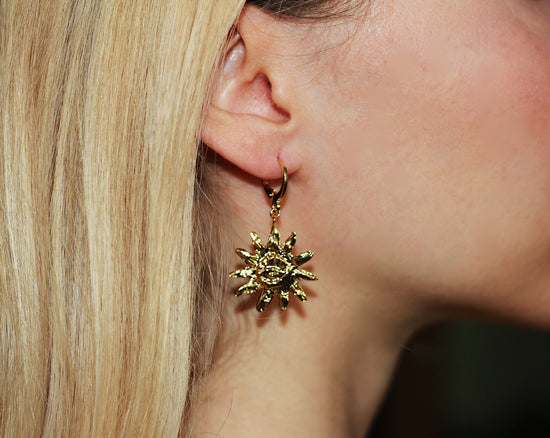 Load image into Gallery viewer, HERA EARRING
